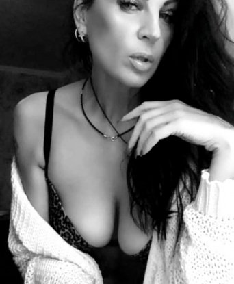 Анкета проститутки Вероника - город Дарбанхи, 39 лет, №10973